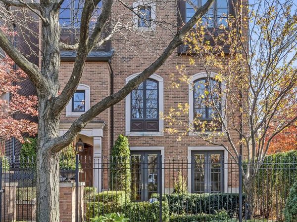 2615 N Paulina Street, Chicago, IL 60614