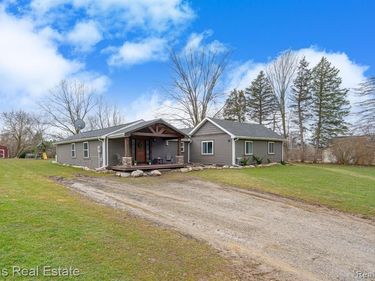10025 Grand Blanc Road, Gaines Twp, MI 48436