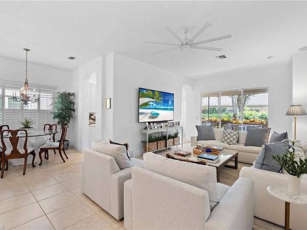 845 Vistana CIR , Unit 18, NAPLES, FL 34119