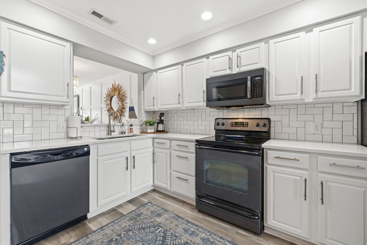 4396 Baldwin Ave. Photo 14