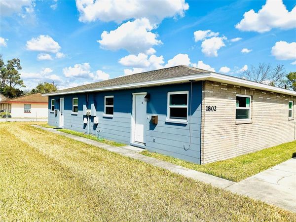 1802 W HOUSE STREET, PLANT CITY, FL 33563