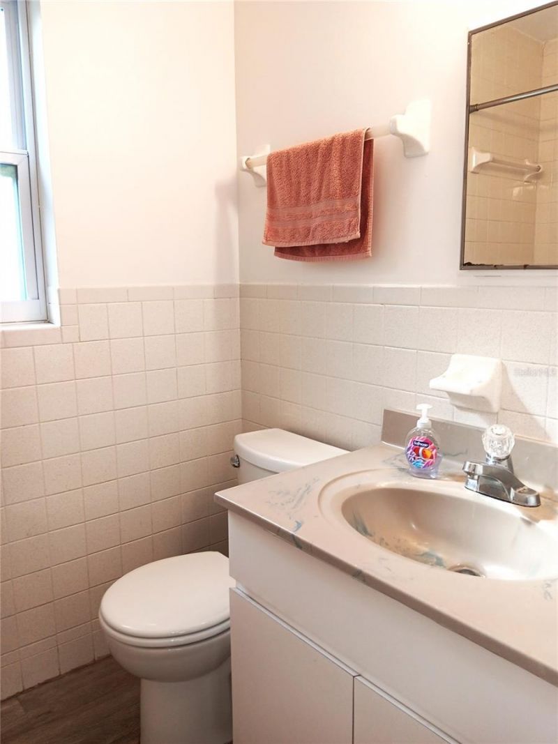 4942 Oxford Avenue N, Saint Petersburg, FL 33710 Photo