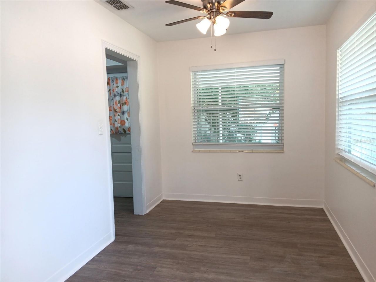 4942 Oxford Avenue N, Saint Petersburg, FL 33710 Photo