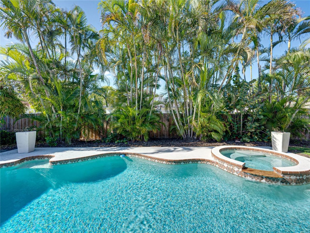 6000 19th Street Ne, Saint Petersburg, FL 33703 Photo