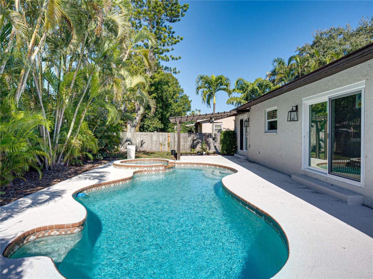 6000 19th Street Ne, Saint Petersburg, FL 33703 Photo