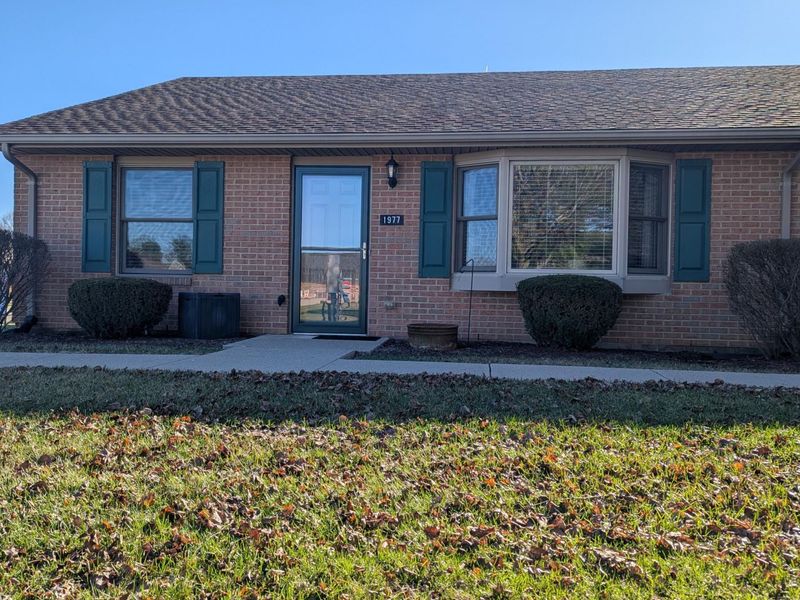 1977 Willoughby Avenue , Springfield, OH 45502 Photo 1