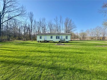 8208 Walnut Road, Wolcott, NY 14590