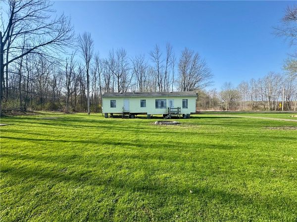 8208 Walnut Road, Wolcott, NY 14590