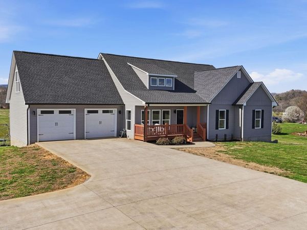 806 River Drive, Blaine, TN 37709