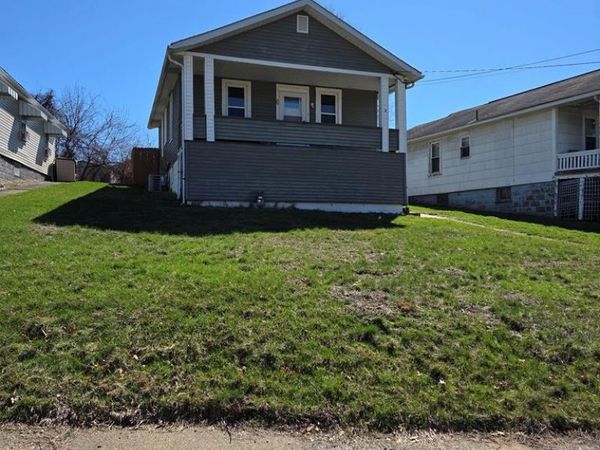 6 Oak Avenue, Moundsville, WV 26041