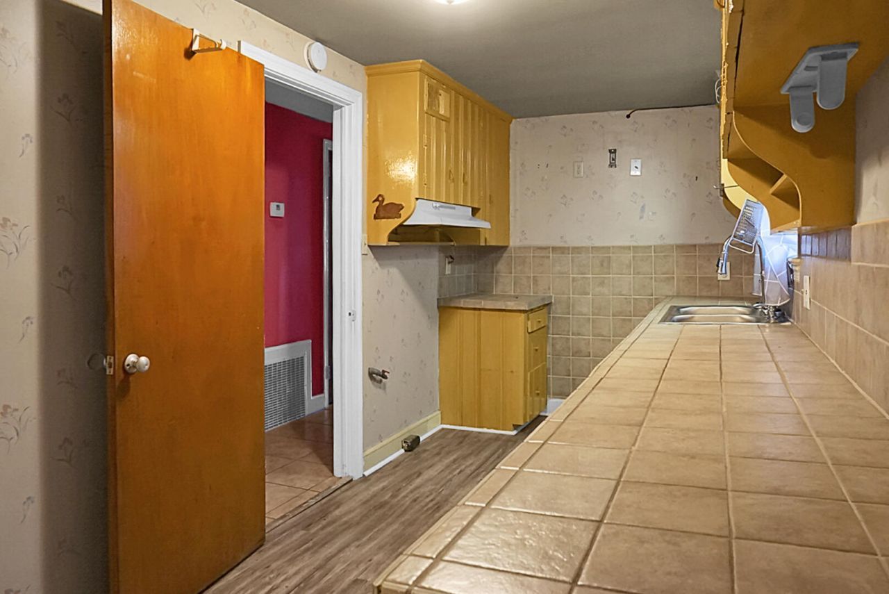 1449 S Sherwood Drive Photo 10