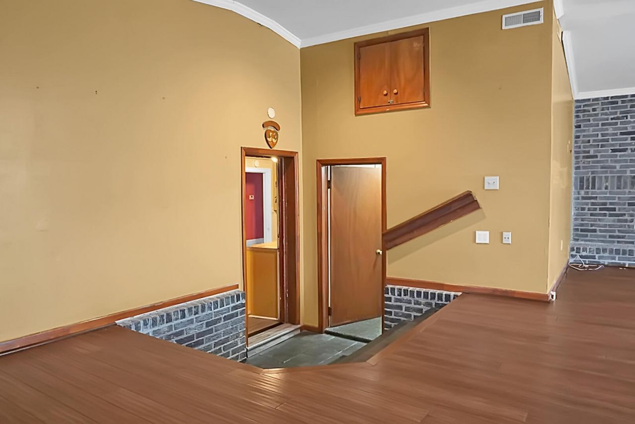 1449 S Sherwood Drive Photo 19