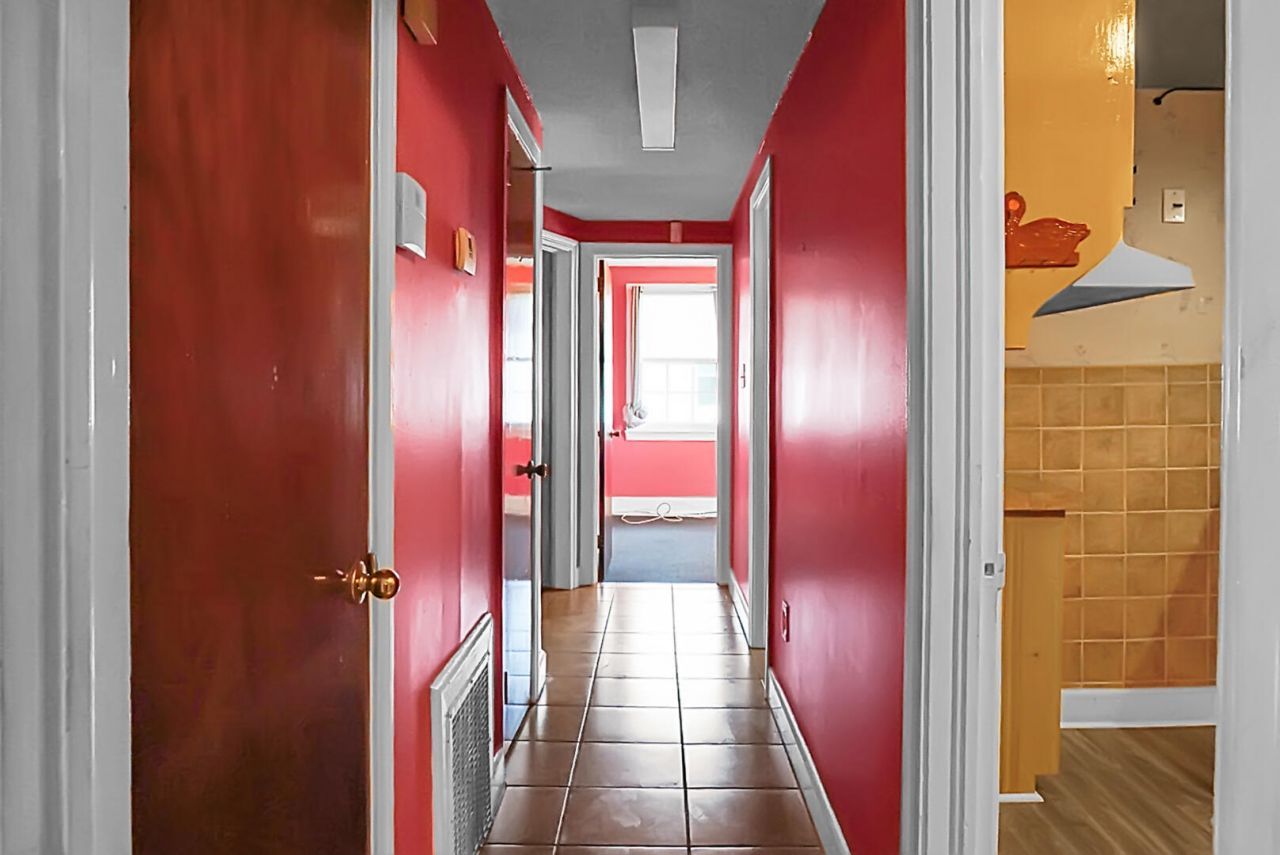 1449 S Sherwood Drive Photo 23