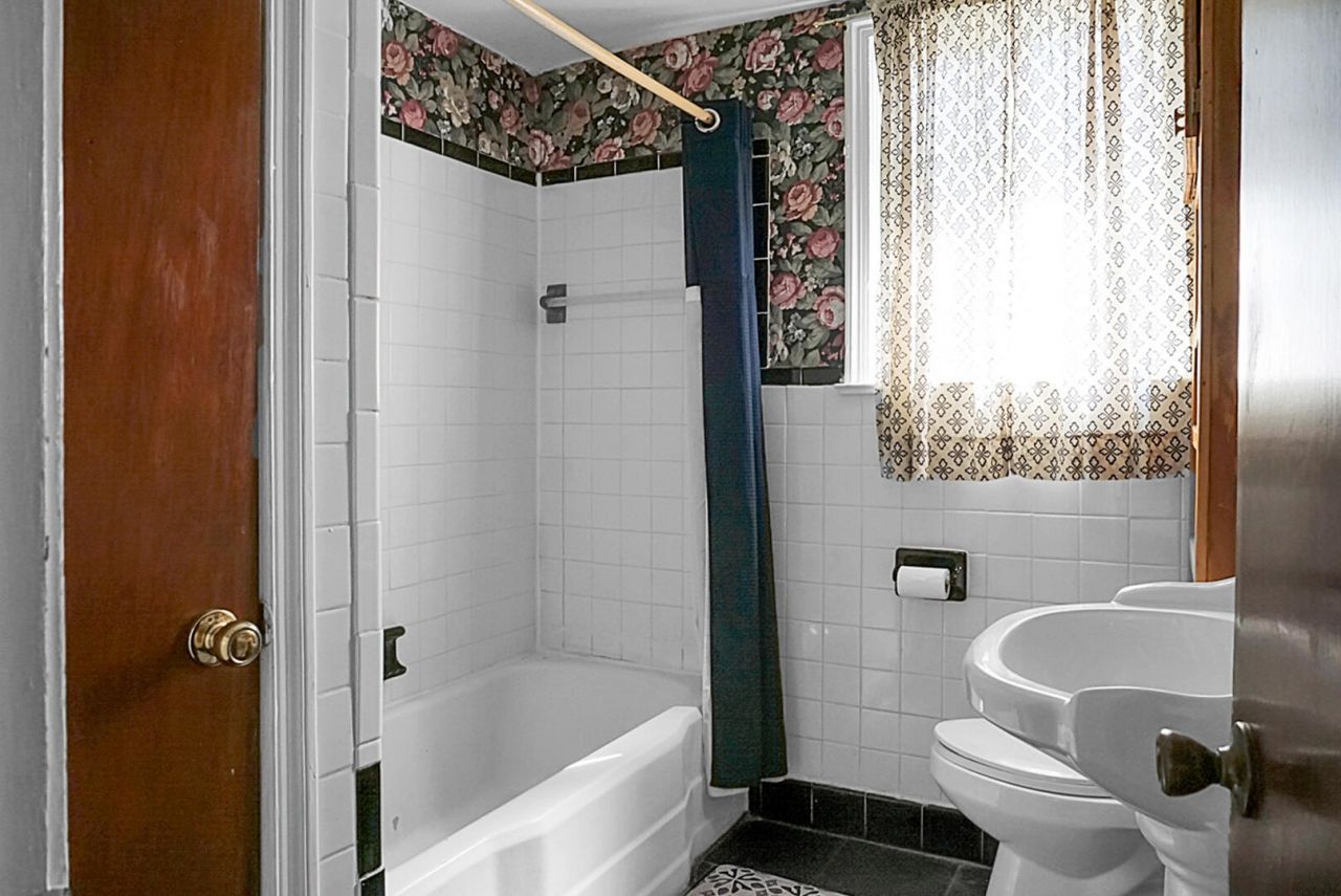 1449 S Sherwood Drive Photo 24