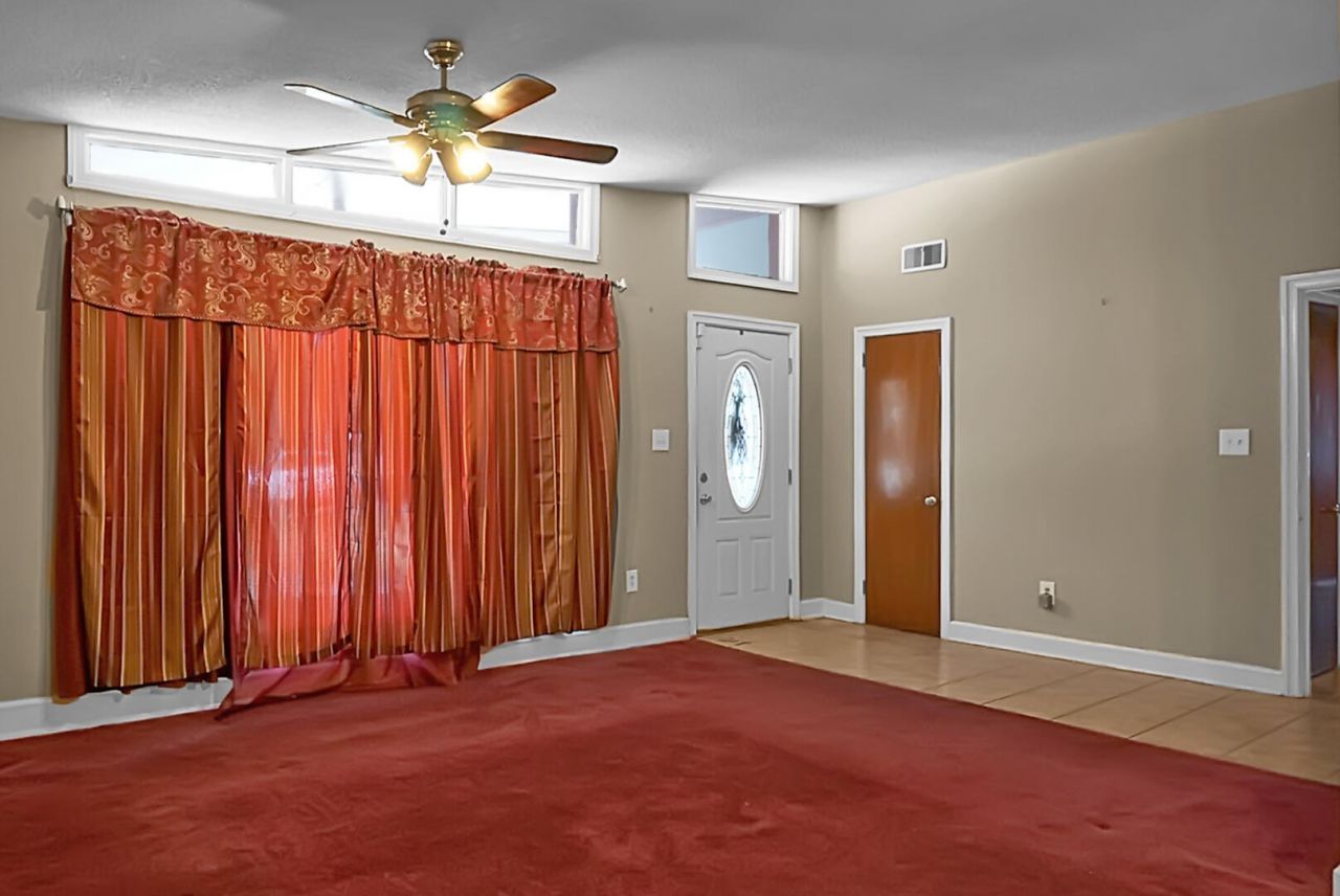 1449 S Sherwood Drive Photo 5