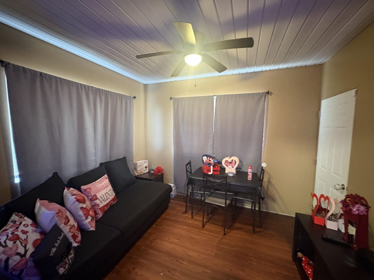 1335 Pinyon Pine Drive Photo 6