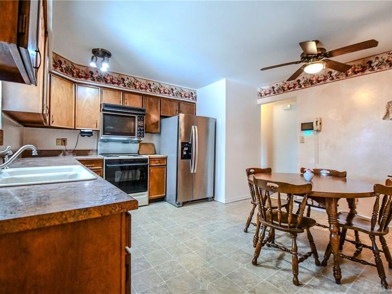 5141 Weddington Drive, Trotwood, OH 45426 Photo 10