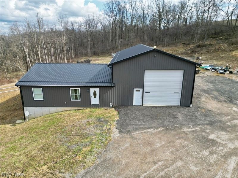 8660 Rural Dale Road, Blue Rock, OH 43720 Photo 3