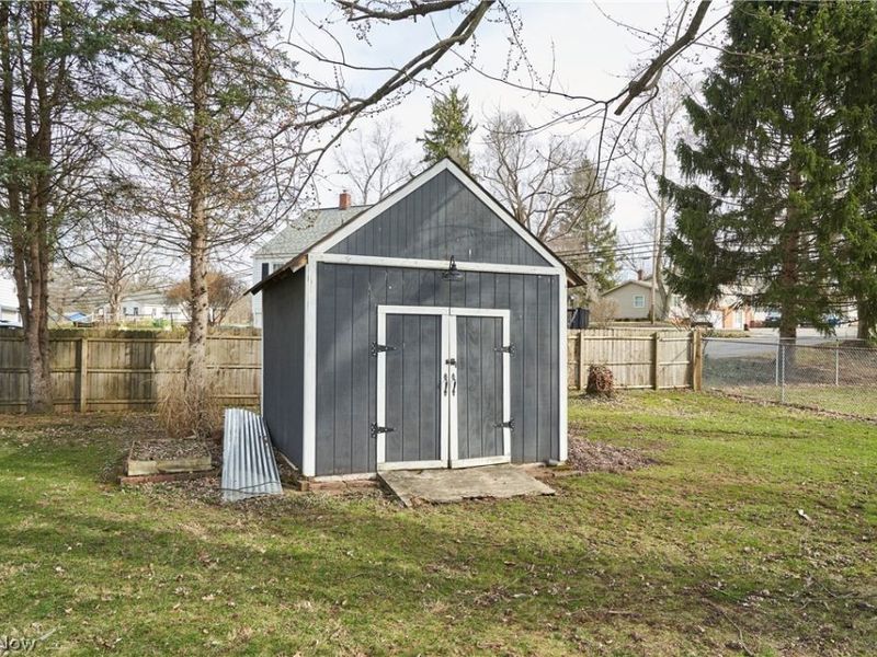 1881 Nichols Road, Akron, OH 44312 Photo 29