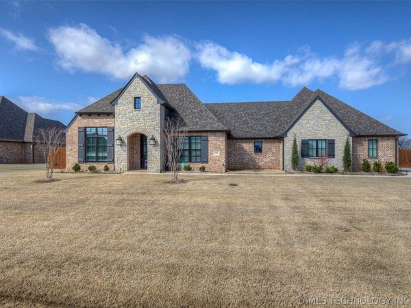 17804 S 42nd Avenue E, Bixby, OK 74008