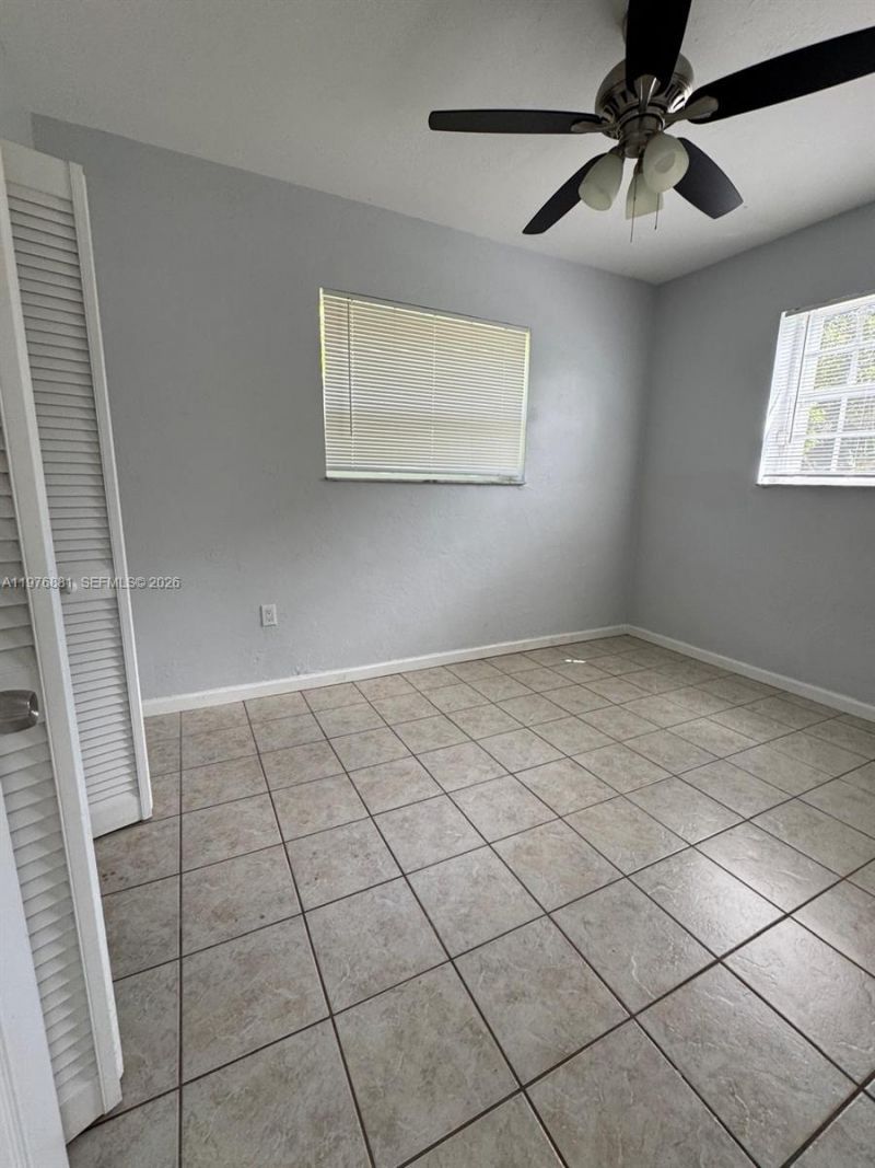 16981 NE 8th Ct, North Miami Beach, FL 33162 Photo