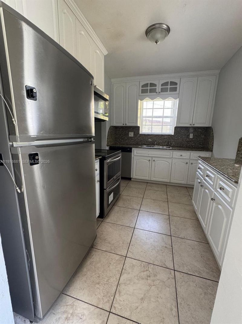 16981 NE 8th Ct, North Miami Beach, FL 33162 Photo