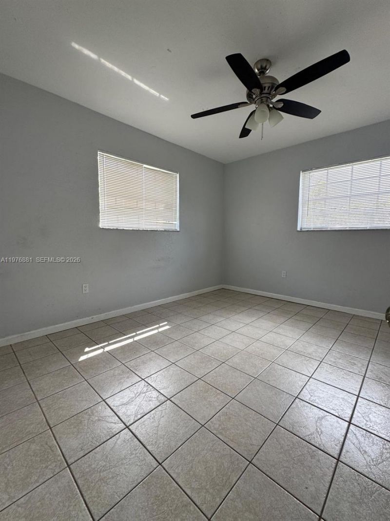 16981 NE 8th Ct, North Miami Beach, FL 33162 Photo