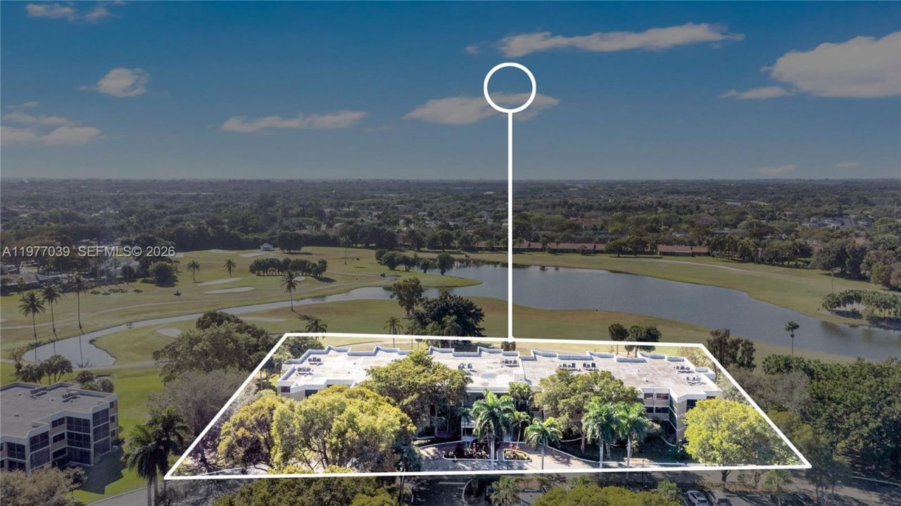 16200 Golf Club Rd , Unit 102, Weston, FL 33326 Photo