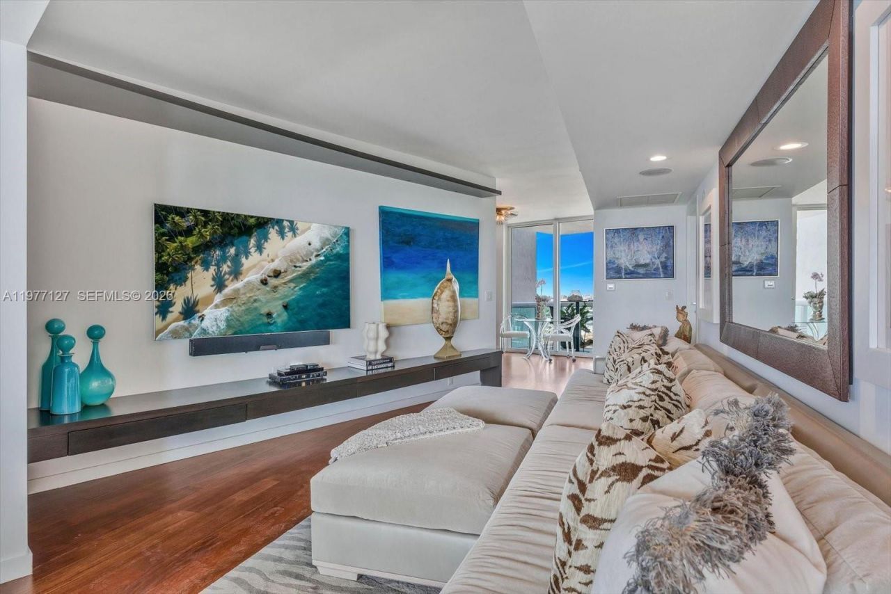 1000 S Pointe Dr , Unit 1503, Miami Beach, FL 33139 Photo