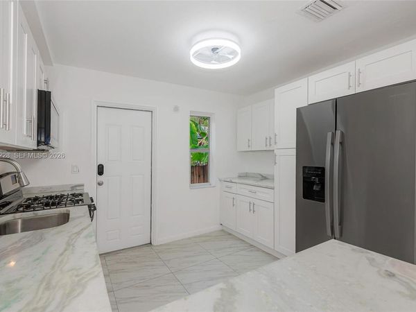 1914 Dewey St, Unit B, Hollywood, FL 33020