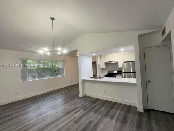 15330 SW 106th Ter, Unit 915, Miami, FL 33196