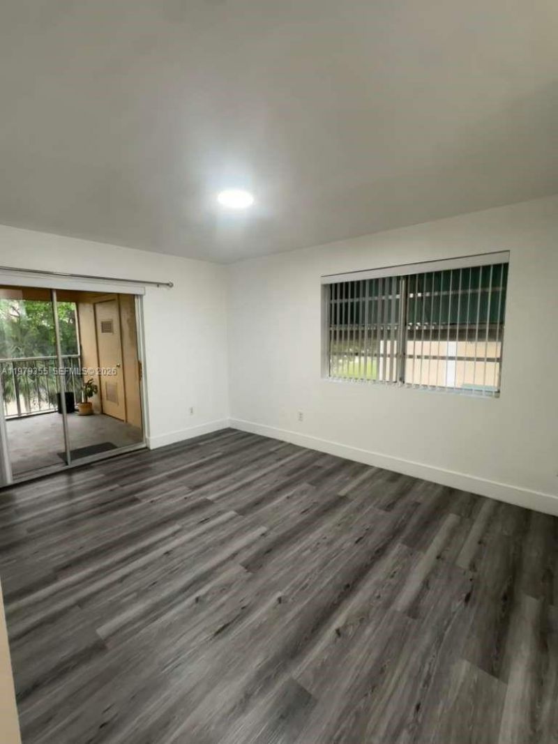 15330 SW 106th Ter, Unit 915, Miami, FL 33196 Photo