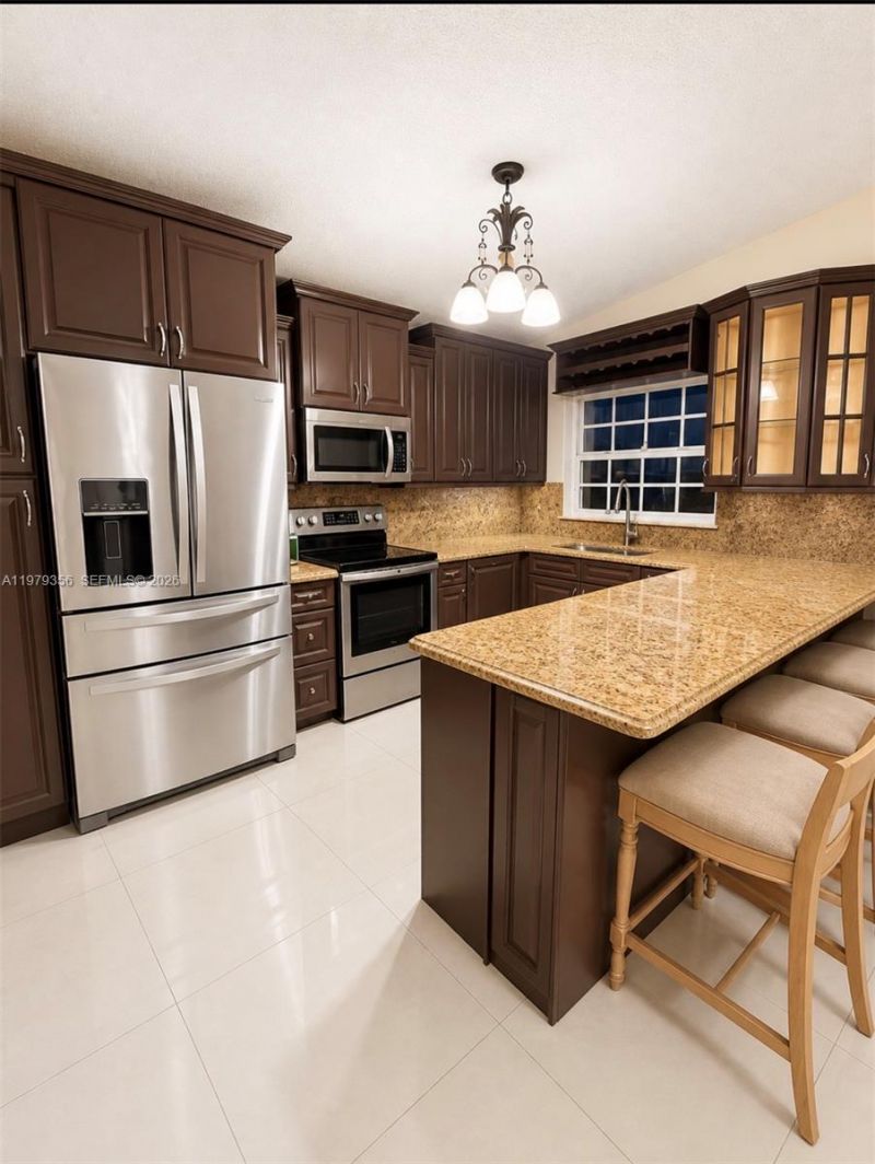910 SW 140th Ave, Miami, FL 33184 Photo