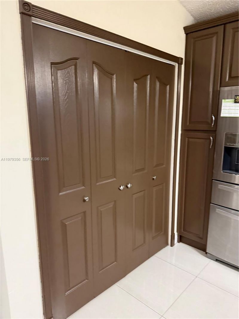 910 SW 140th Ave, Miami, FL 33184 Photo