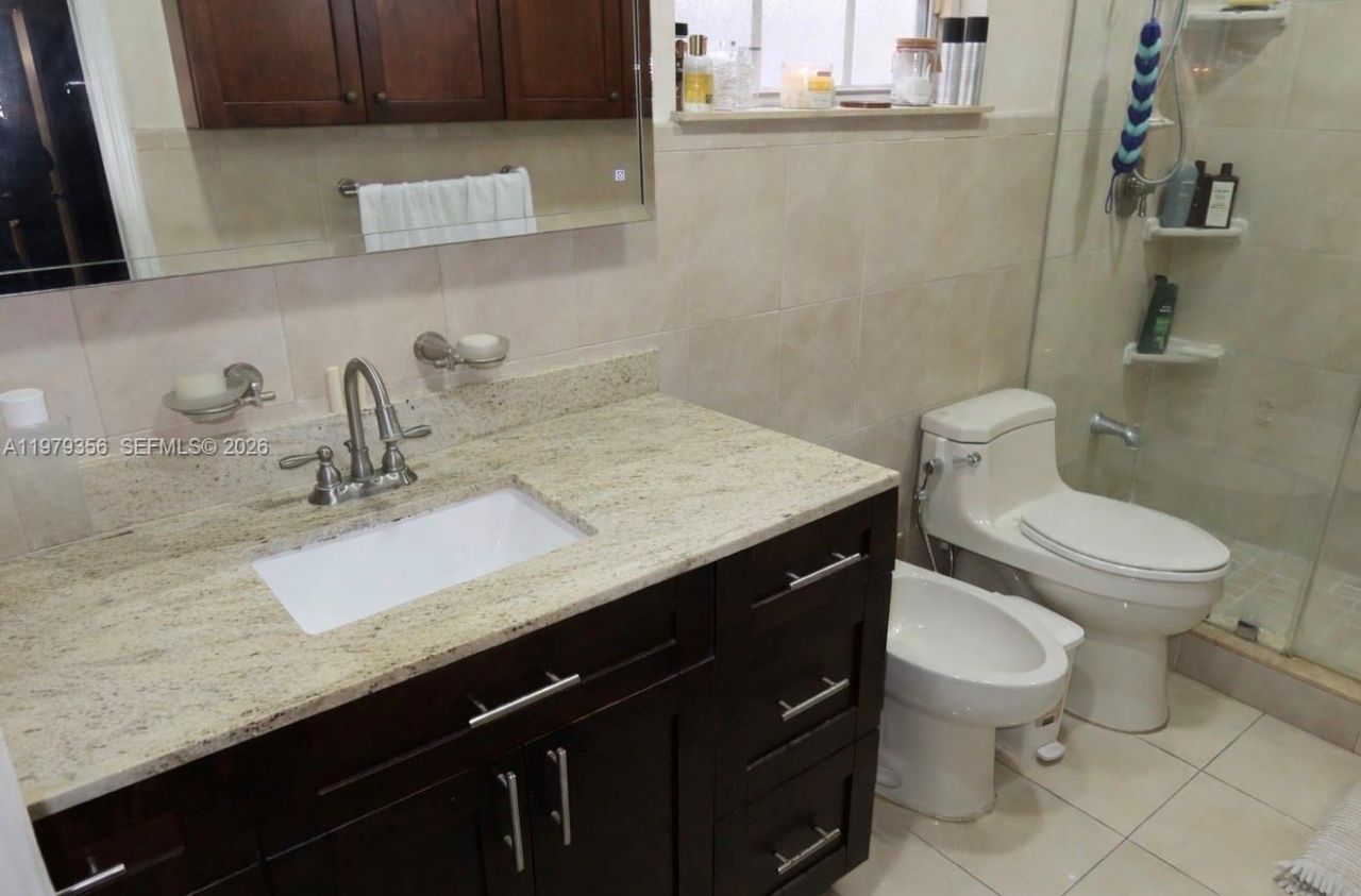 910 SW 140th Ave, Miami, FL 33184 Photo