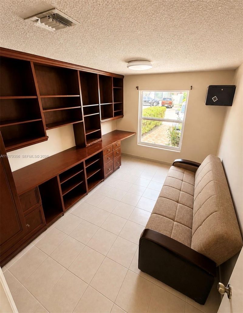 910 SW 140th Ave, Miami, FL 33184 Photo