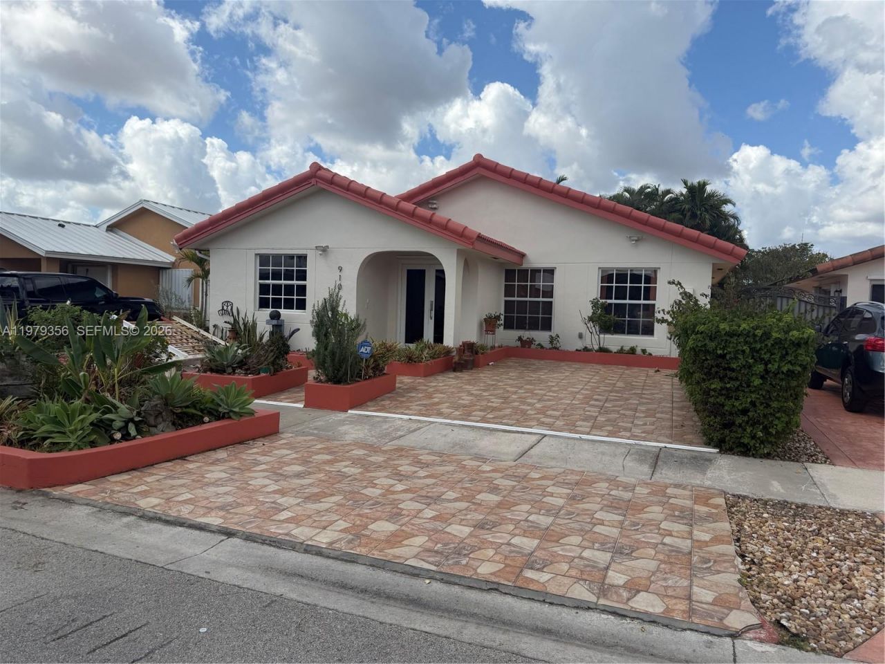 910 SW 140th Ave, Miami, FL 33184 Photo