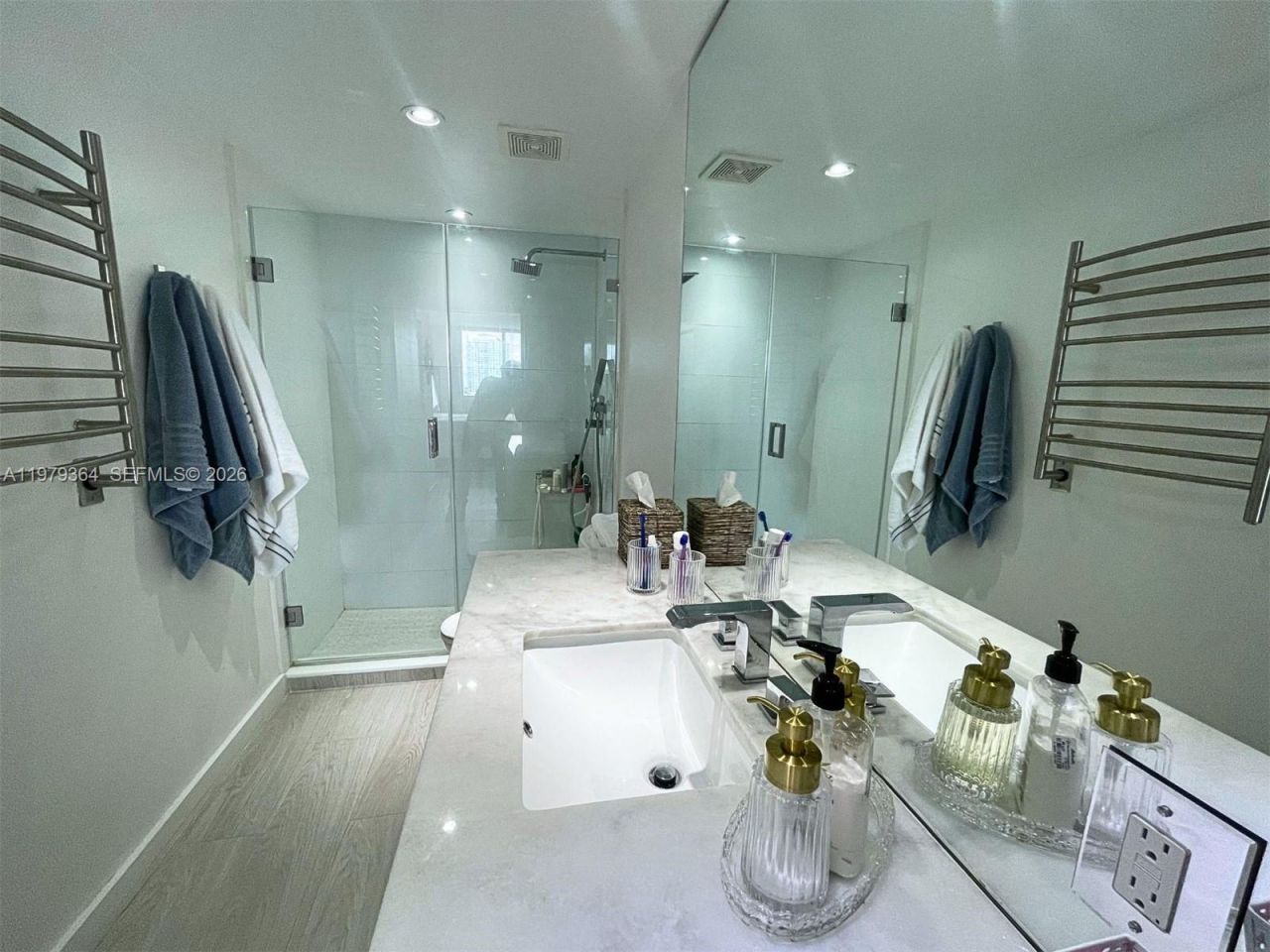 500 Bayview Dr , Unit 1123, Sunny Isles Beach, FL 33160 Photo