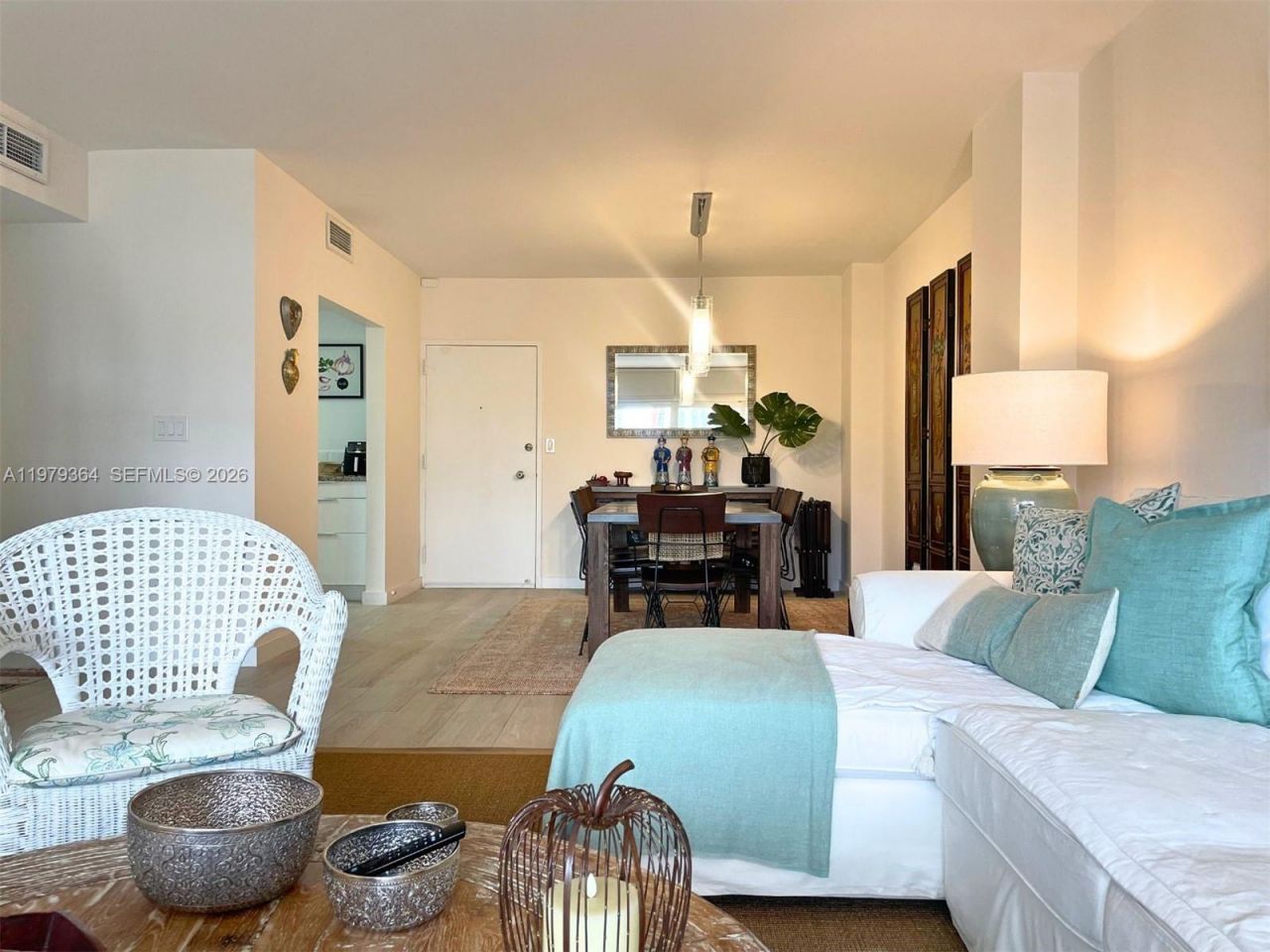 500 Bayview Dr , Unit 1123, Sunny Isles Beach, FL 33160 Photo