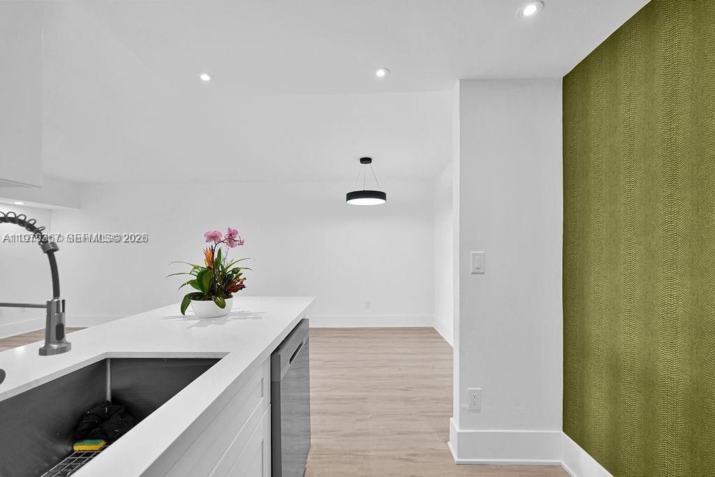 2201 Brickell Ave , Unit 80, Miami, FL 33129 Photo