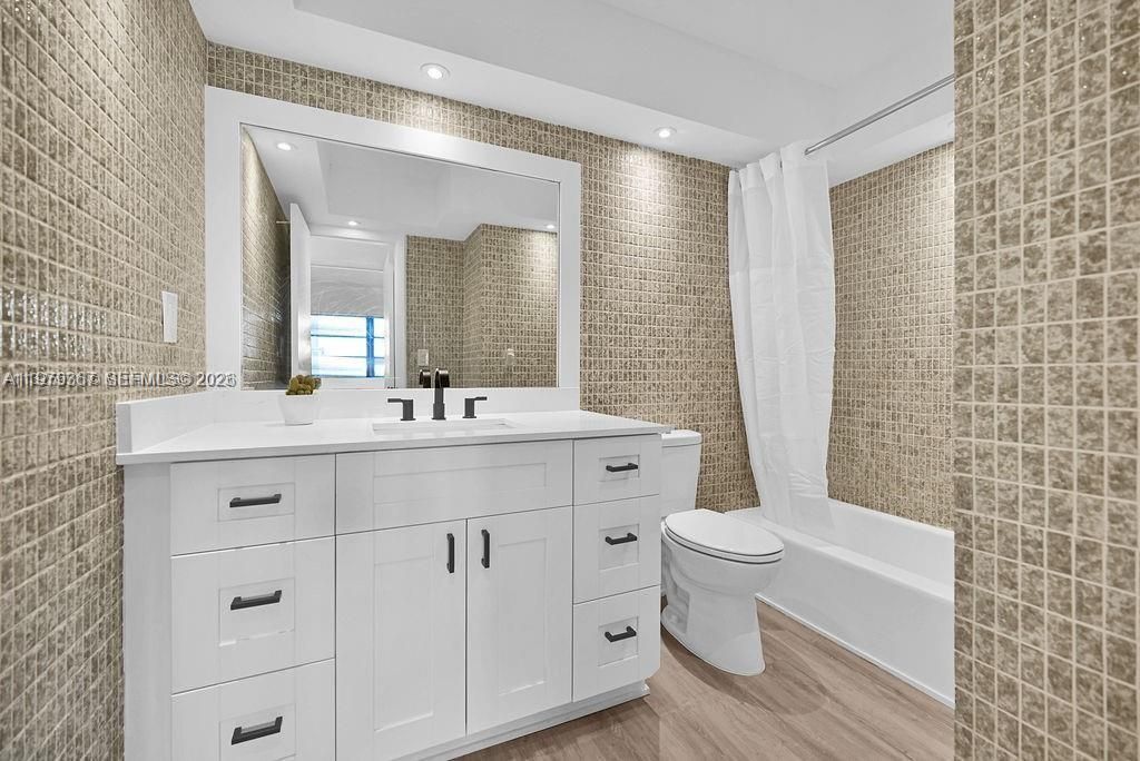 2201 Brickell Ave , Unit 80, Miami, FL 33129 Photo