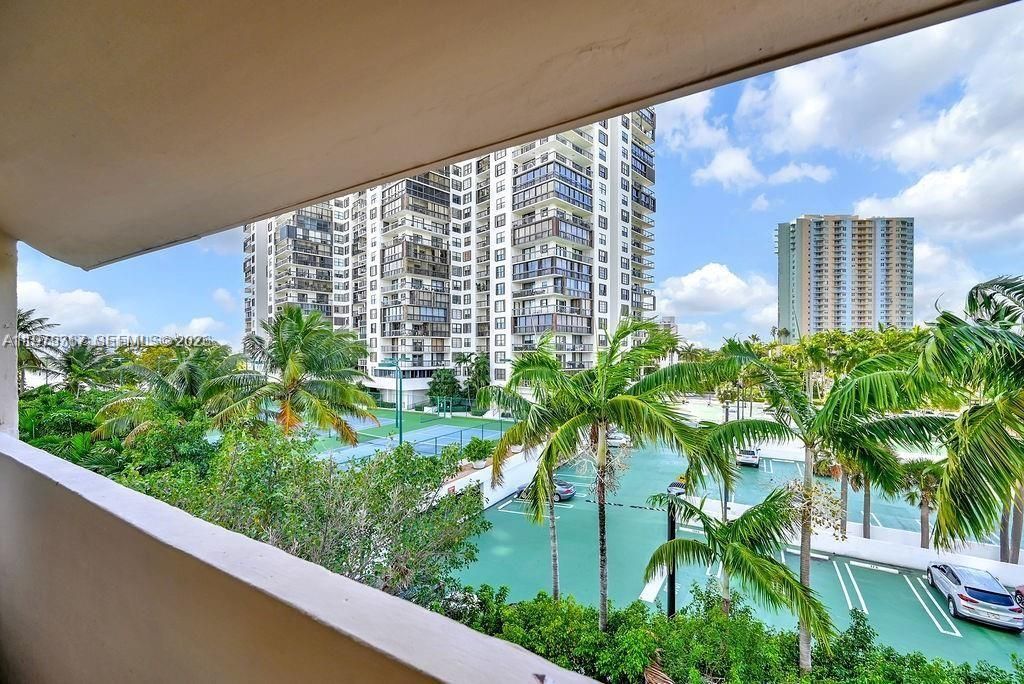 2201 Brickell Ave , Unit 80, Miami, FL 33129 Photo