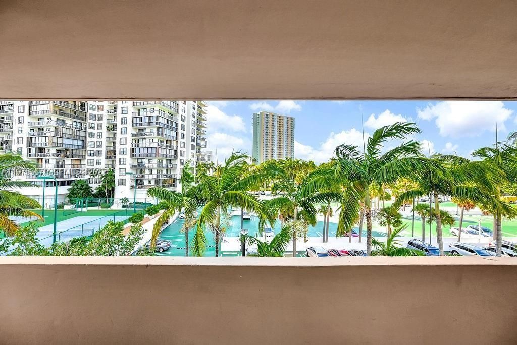 2201 Brickell Ave , Unit 80, Miami, FL 33129 Photo