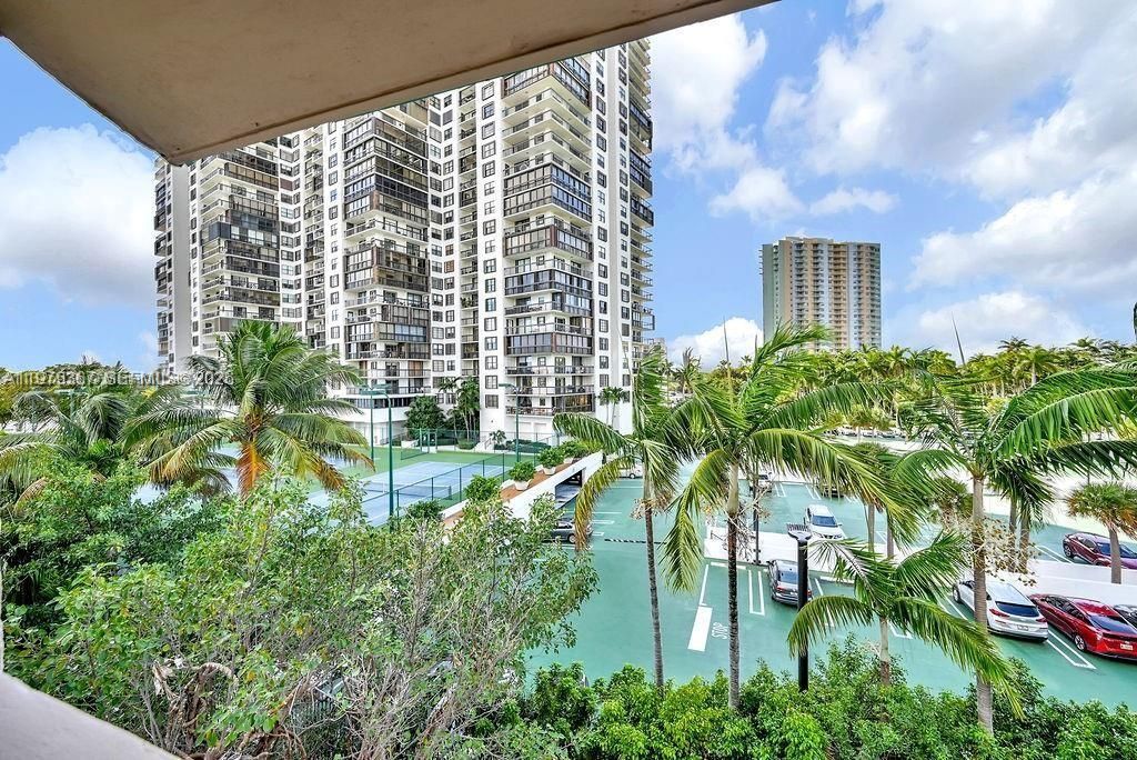 2201 Brickell Ave , Unit 80, Miami, FL 33129 Photo