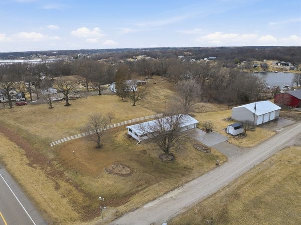 112 Sunrise Lane, Montezuma, IA 50171