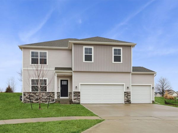 3920 NW 11th Court , Ankeny, IA 50023