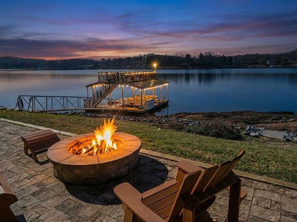 314 Kilpatrick Point Drive, Hayesville, NC 28904