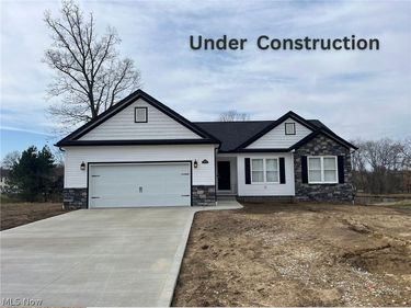 4716 Stevie Avenue SW, Massillon, OH 44646