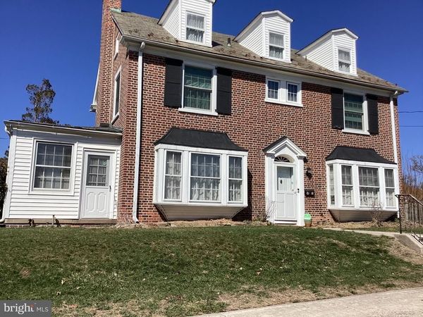 1401 PINE STREET, NORRISTOWN, PA 19401