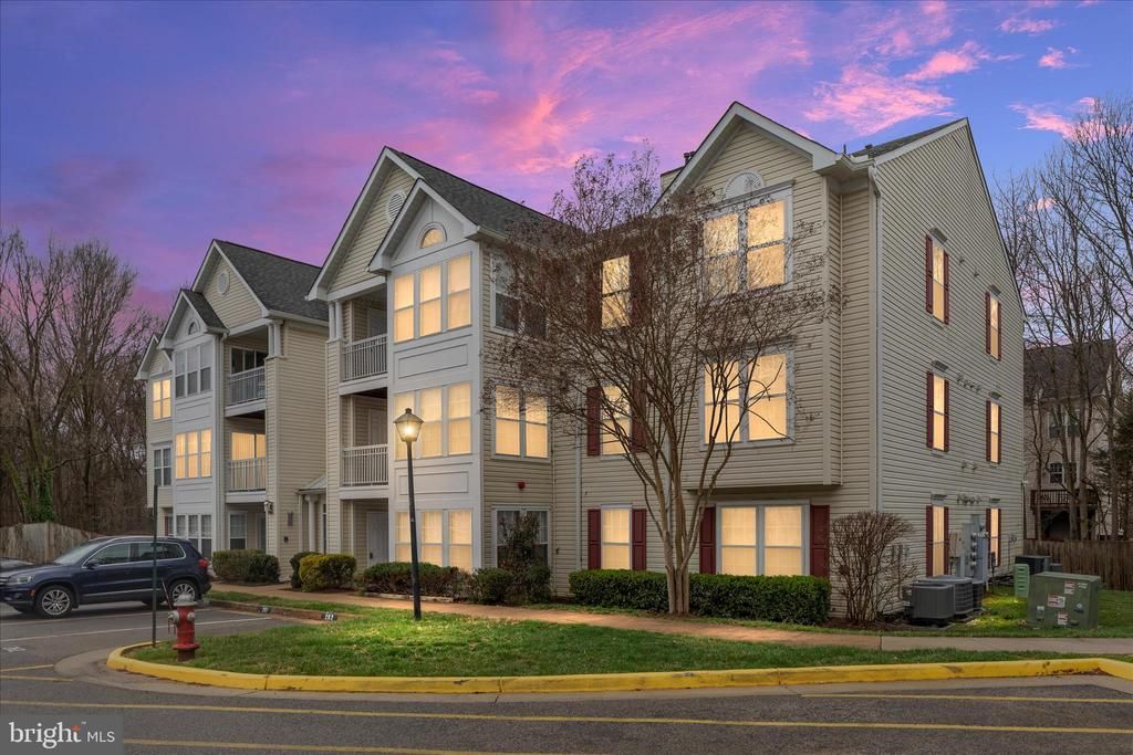 7502 B Calderon Court, Unit 266, Alexandria, VA 22306 Main Photo